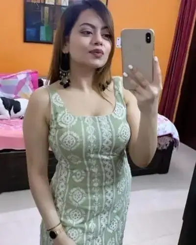 Call Girl in Sultan Pur Majra